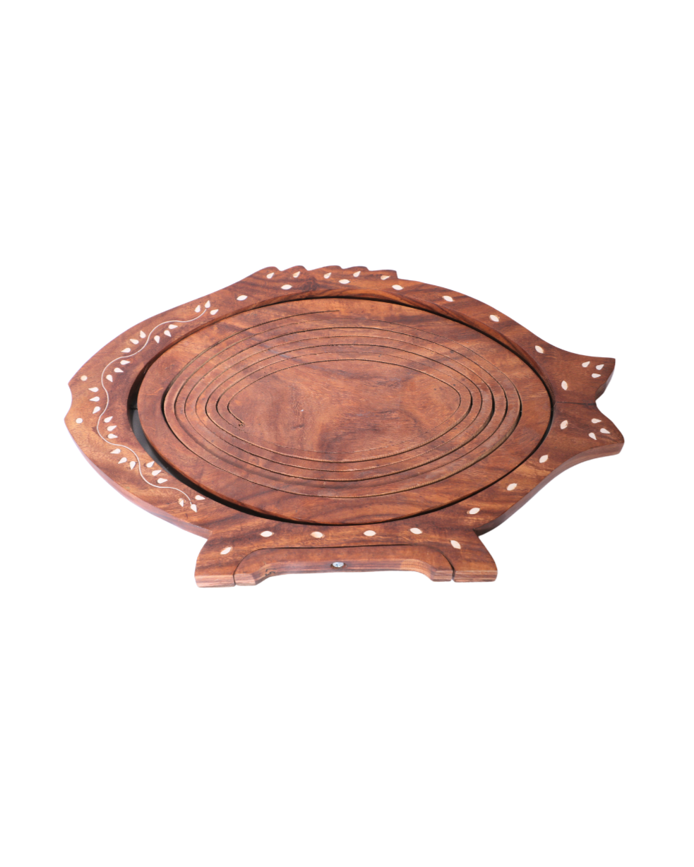 Spring tray fish stand
