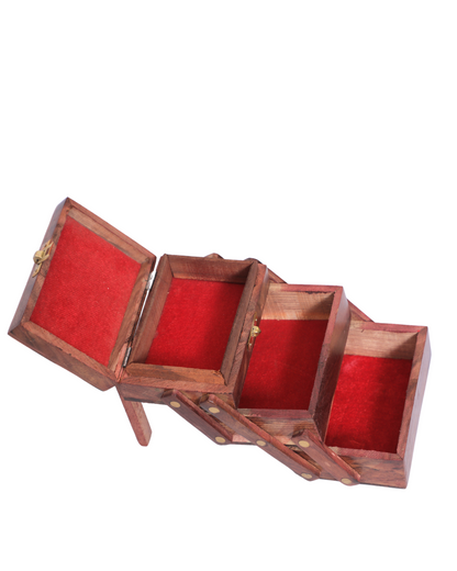 Side Box Chess Design