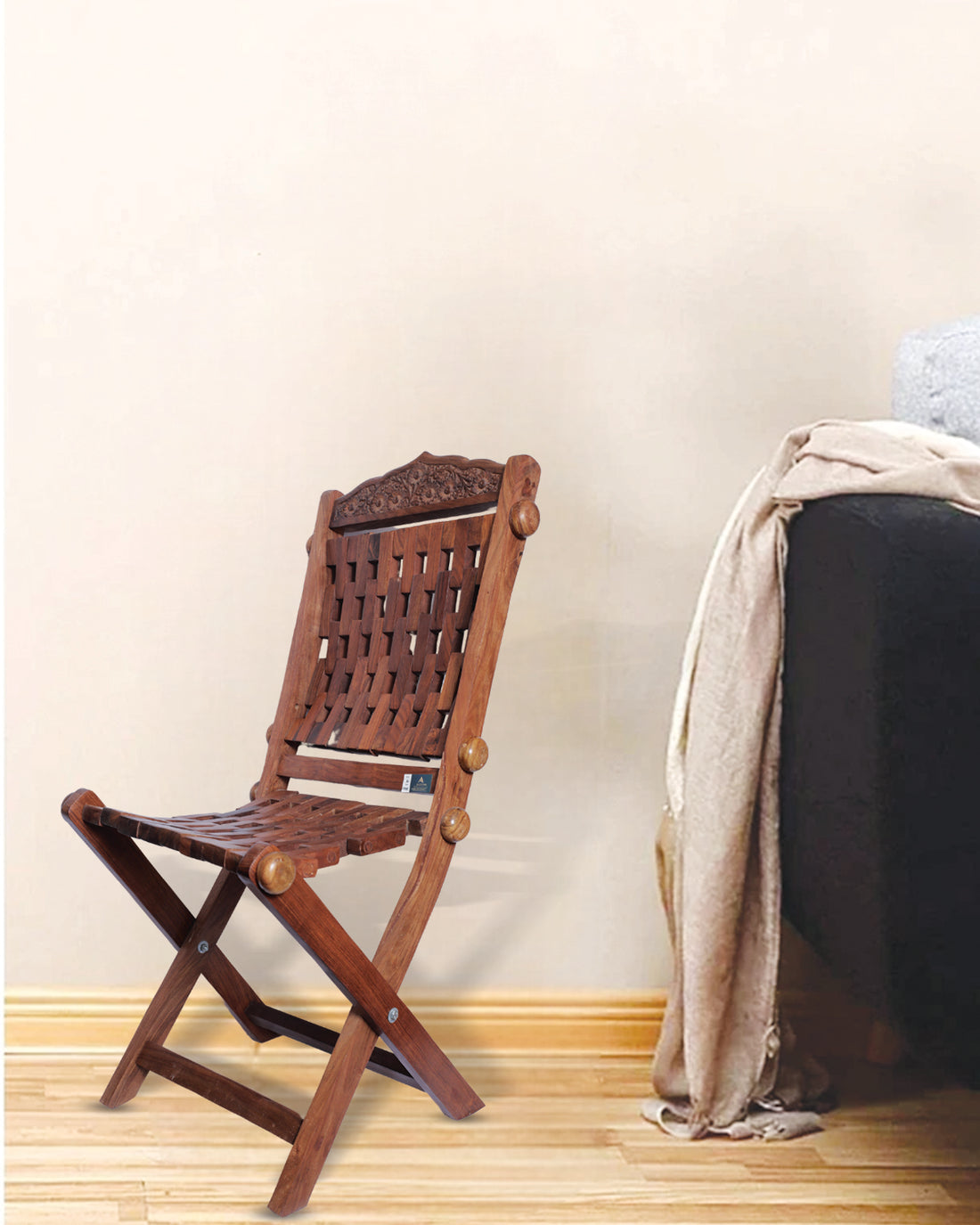 niwar wooden chair