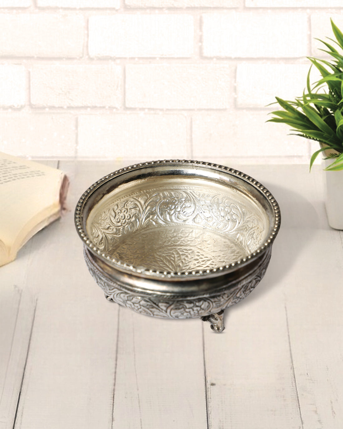 Chitai Silver Steel Urli
