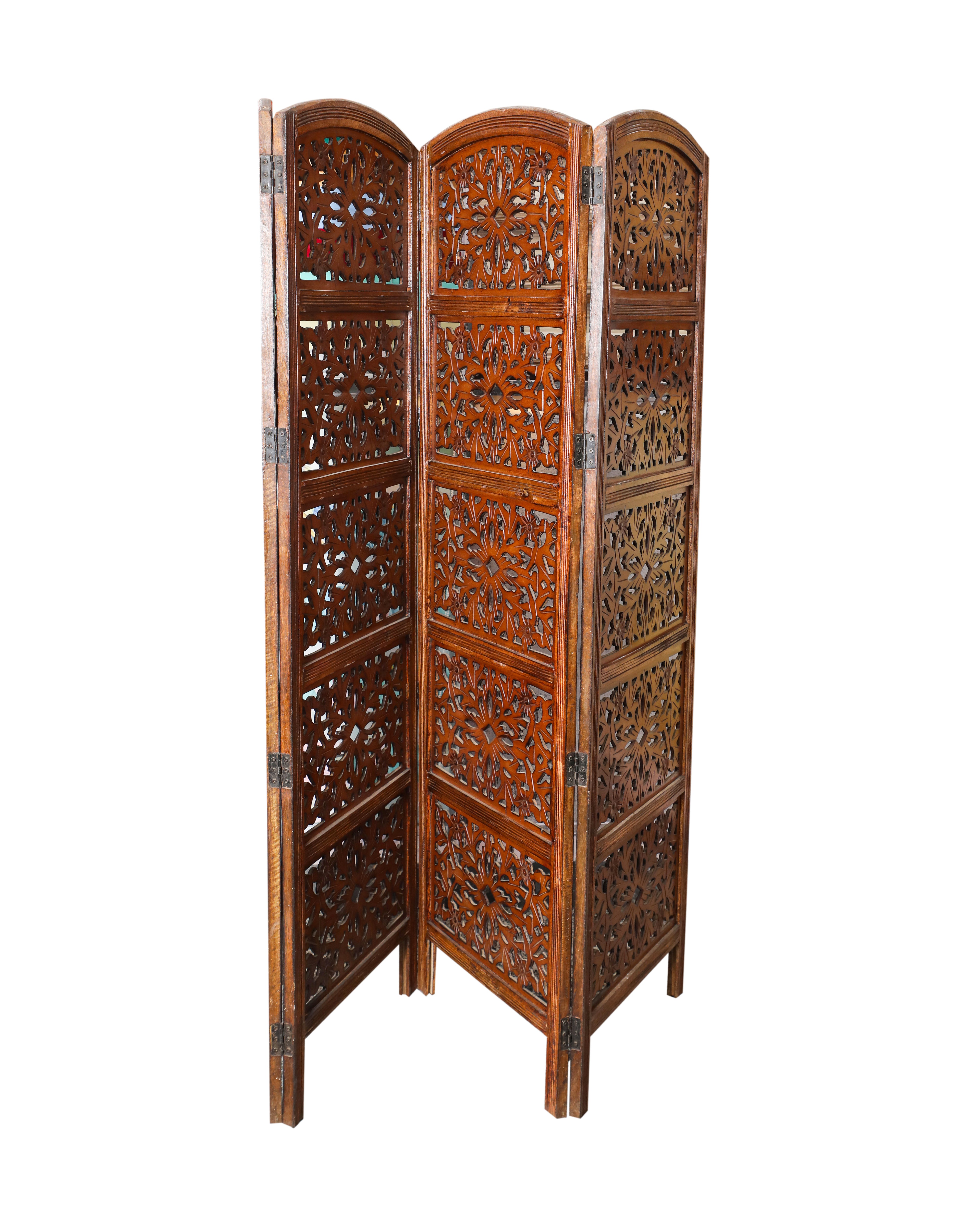 Screen wooden